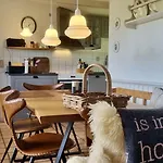 Schickes-ferienhaus-direkt-am-waldrand 度假居 哈泽斯莱乌
