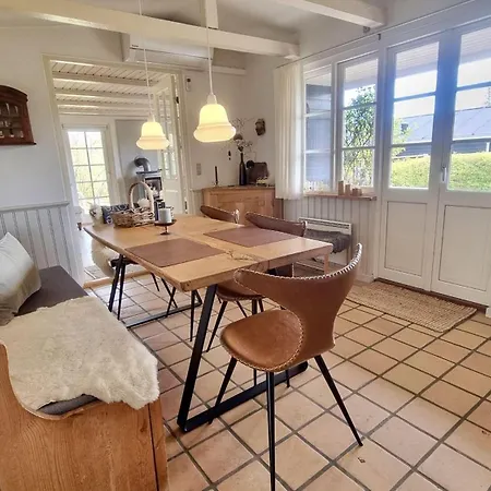Ferienhaus-am-wald-mit-kamin-und-zwei-terrassen * Haderslev