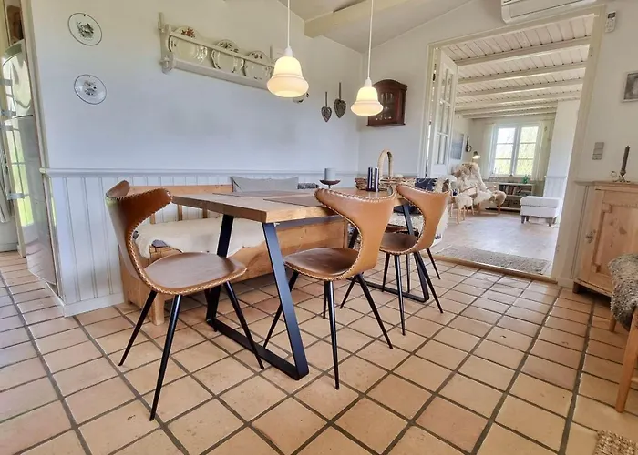 Schickes-ferienhaus-direkt-am-waldrand